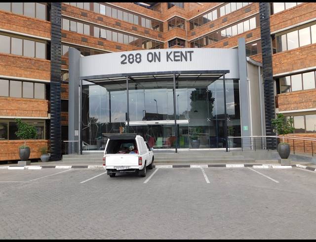 500M² OFFICE TO LET IN FERNDALE